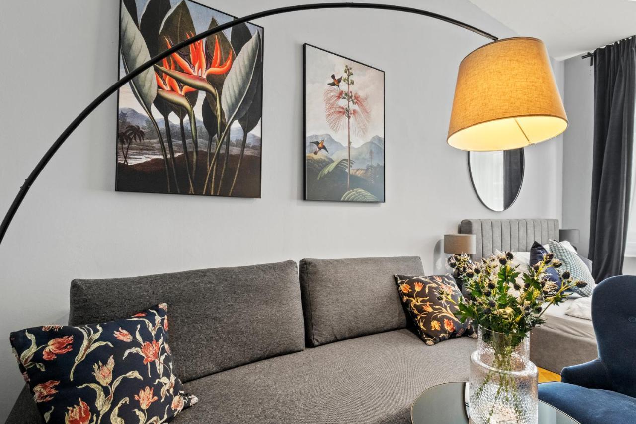 5 Bedrooms - 143 M² - Near Main Station Apartment Wien